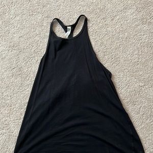 Lululemon black tank size 6